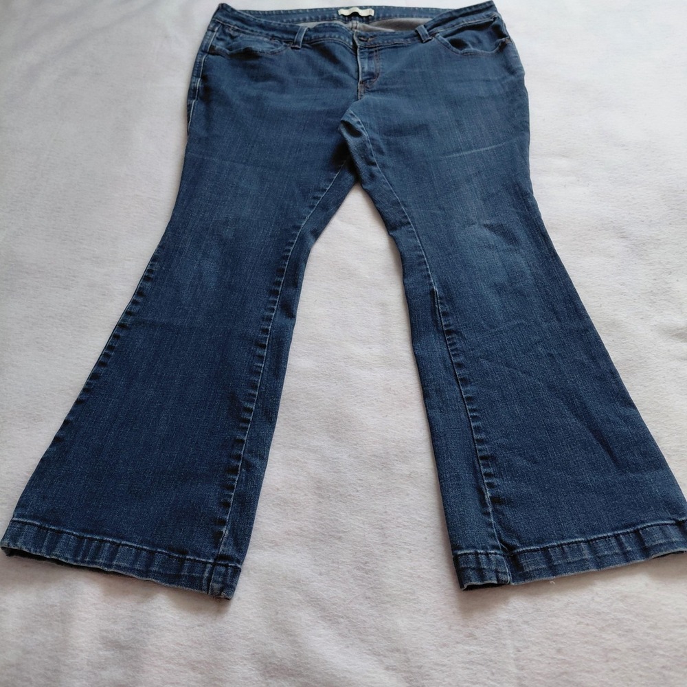 Levis 542 Flare Jeans Womens 20W Blue Stretch Denim Retro Plus Size 40 Waist